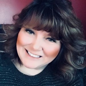 Meet your Posher, Violet